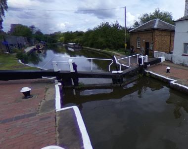 Fenny Lock The Smallest Canal Lock in England.380