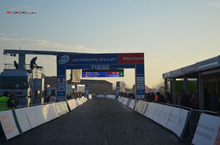 UCI Cyclocross World Cup in Milton Keynes1500x994 124 550x364 copy-logo 440x291