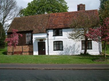 Rectory Cottages Bletchley- 380